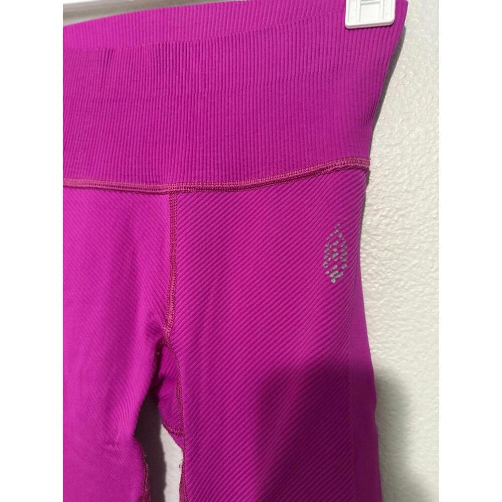 Free people movement seamless leggings size XS - Picture 2 of 3
